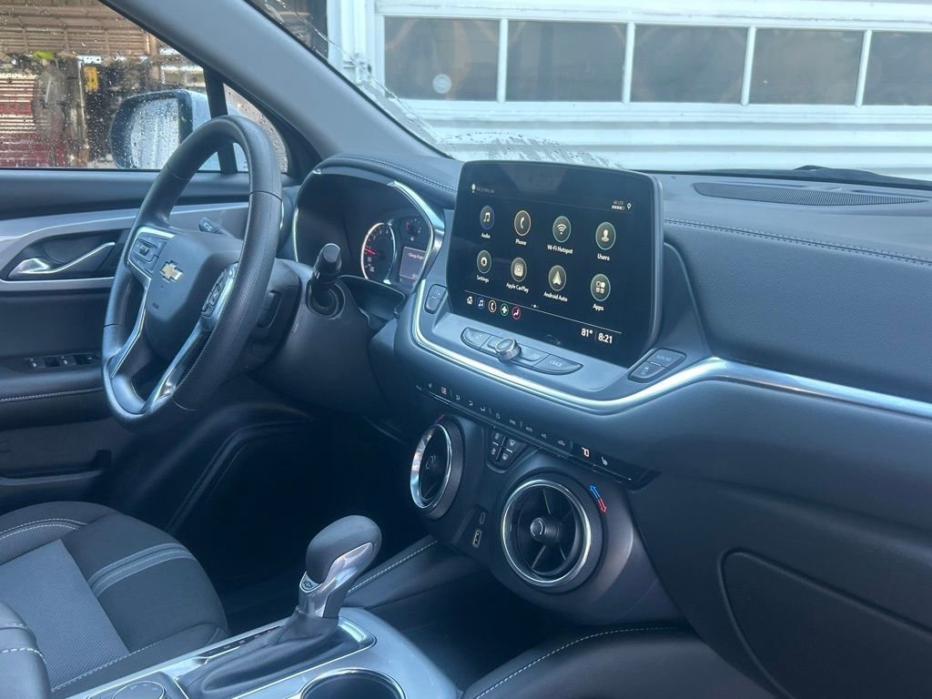 Used 2024 Chevrolet Blazer LT image 25