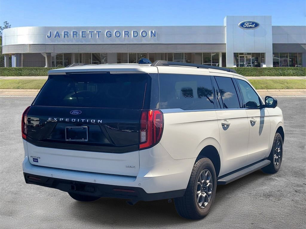 Certified 2025 Ford Expedition Max Active RWD image 3