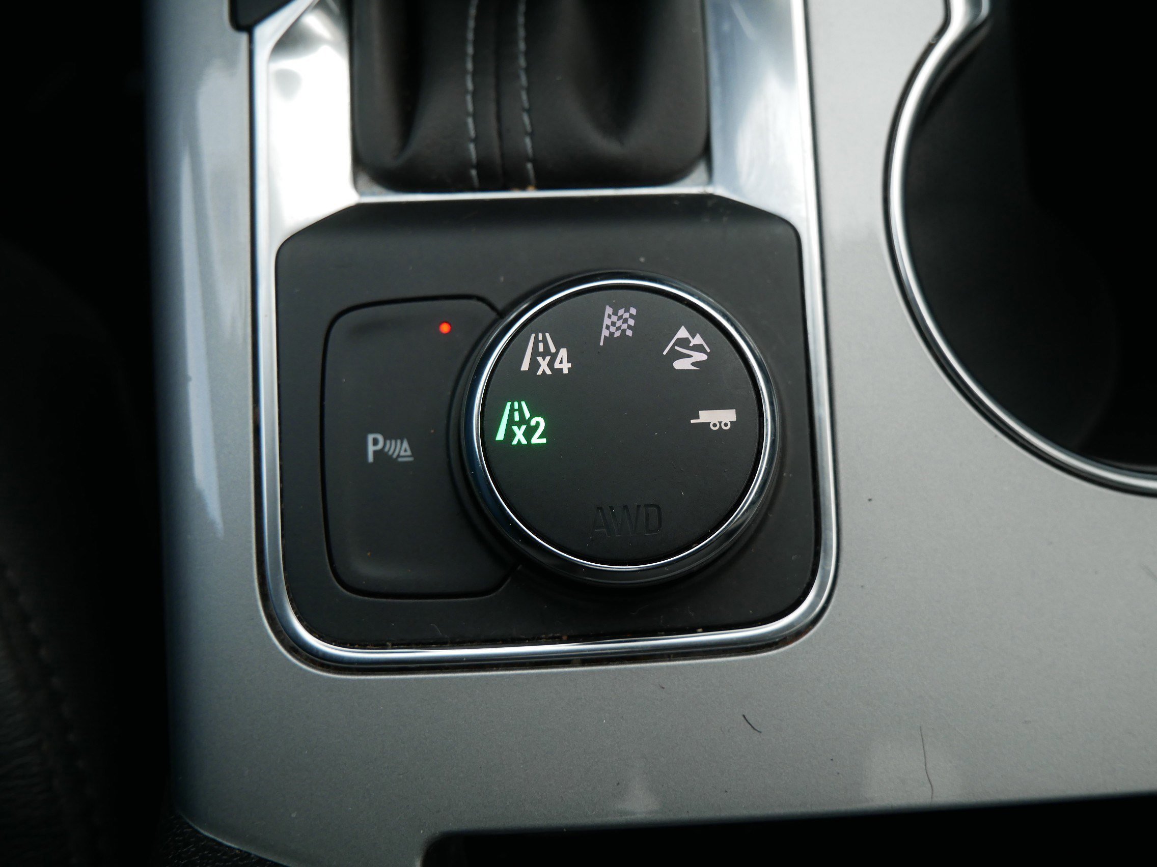 Used 2019 Chevrolet Blazer LT w/ Sun and Wheels Package image 35