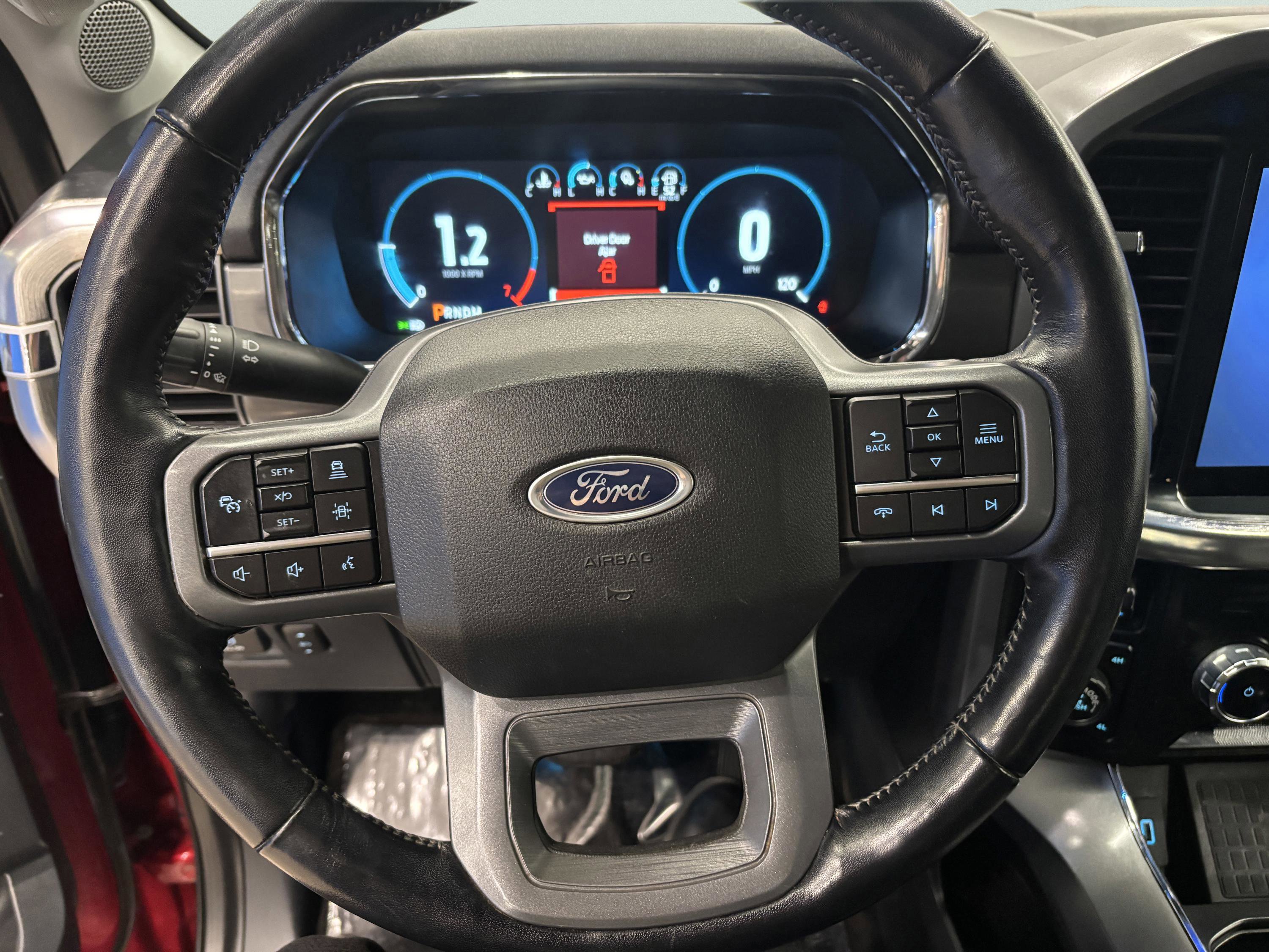 Certified 2022 Ford F150 Lariat w/ Equipment Group 502A High image 21