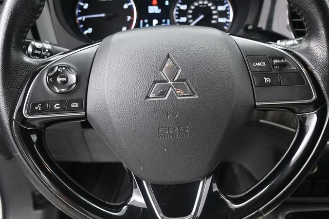 Used 2018 Mitsubishi Outlander SE AWD/4WD image 10