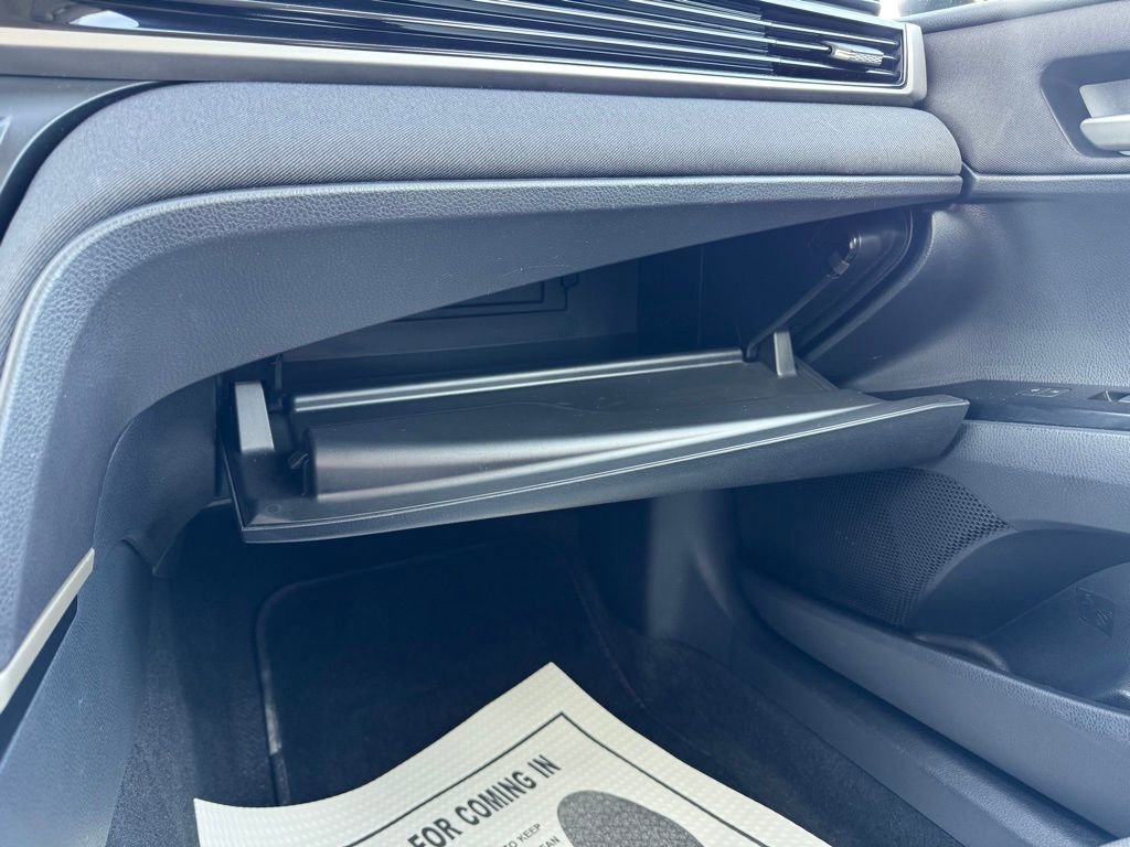 Used 2025 Toyota Camry LE image 27