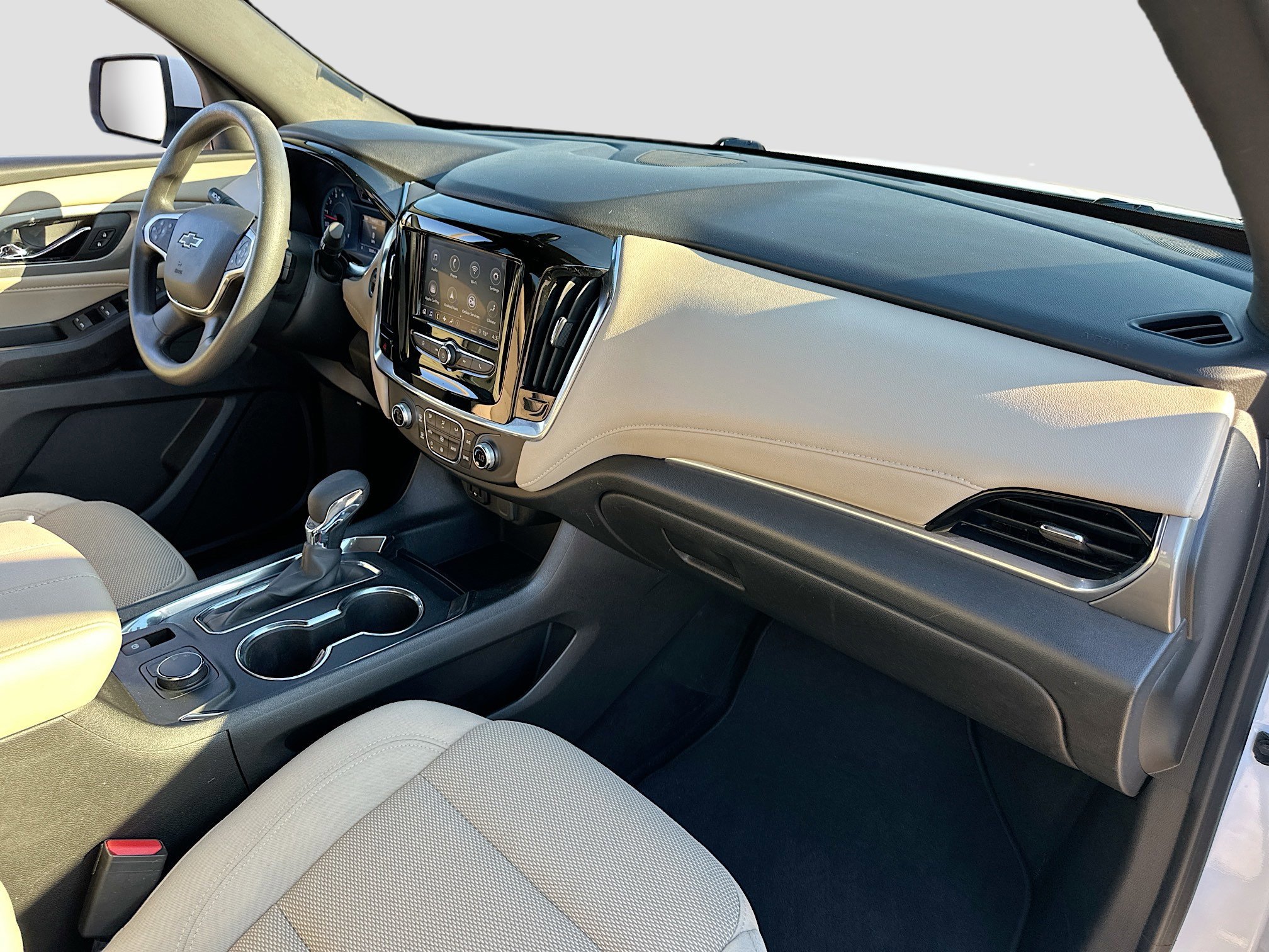 Used 2023 Chevrolet Traverse LS w/ Midnight/Sport Edition image 27