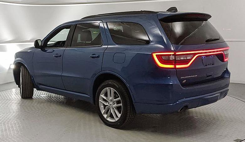 Used 2025 Dodge Durango GT AWD/4WD image 4