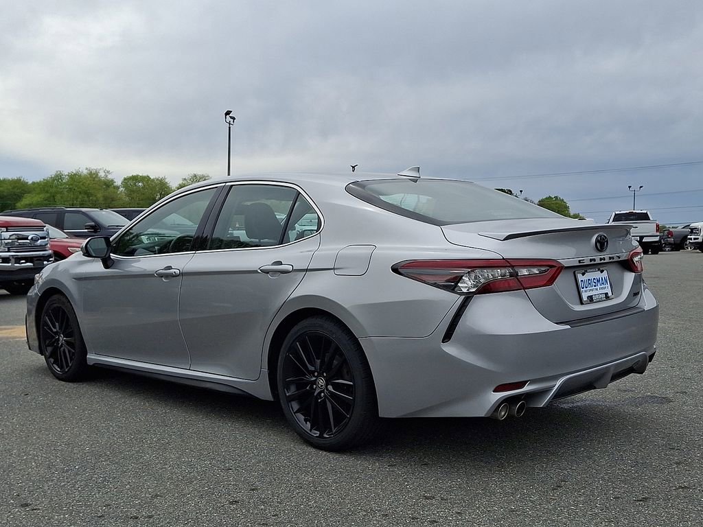 Used 2022 Toyota Camry XSE FWD image 4