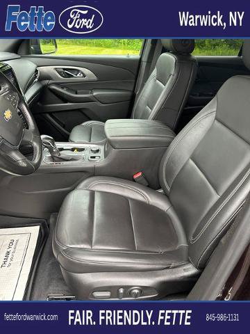 Used 2022 Chevrolet Traverse LT AWD/4WD image 17