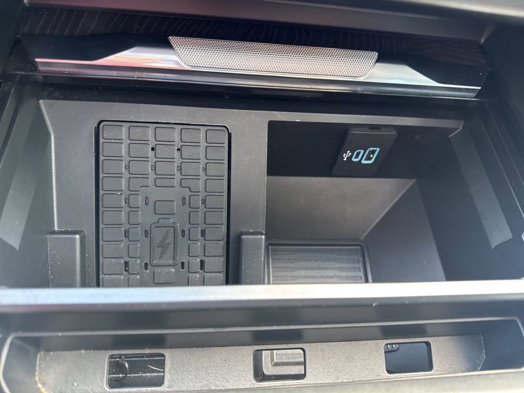 Certified 2025 Ford F350 Platinum AWD/4WD image 24