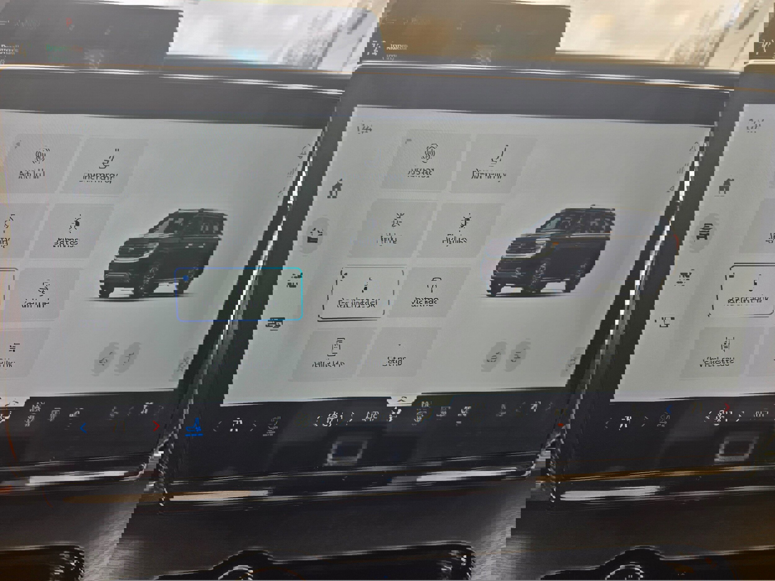 Certified 2025 Ford Expedition Platinum image 20