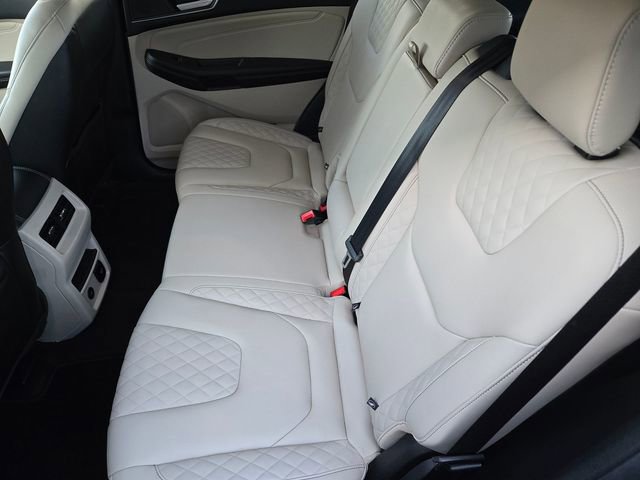 Certified 2023 Ford Edge Titanium w/ Class II Trailer Tow Package image 7