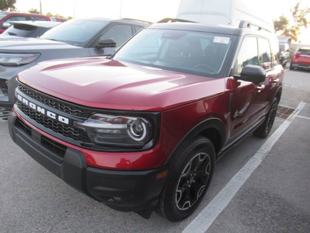 Certified 2025 Ford Bronco Sport Outer Banks w/ Outer Banks Tech Package+ AWD/4WD image 3