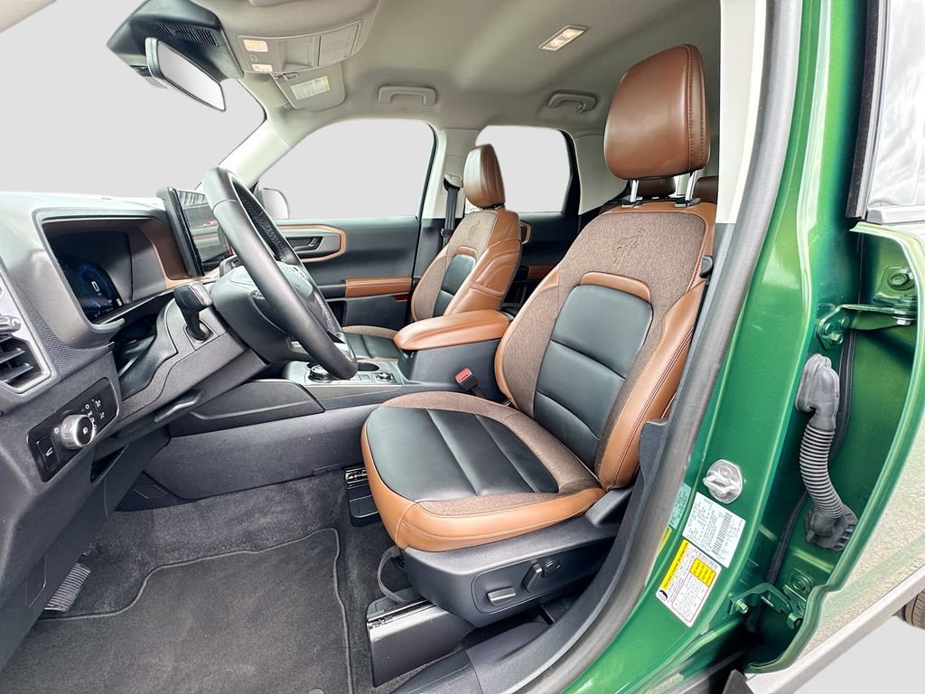 Certified 2025 Ford Bronco Sport Outer Banks w/ Outer Banks Tech Package+ AWD/4WD image 24