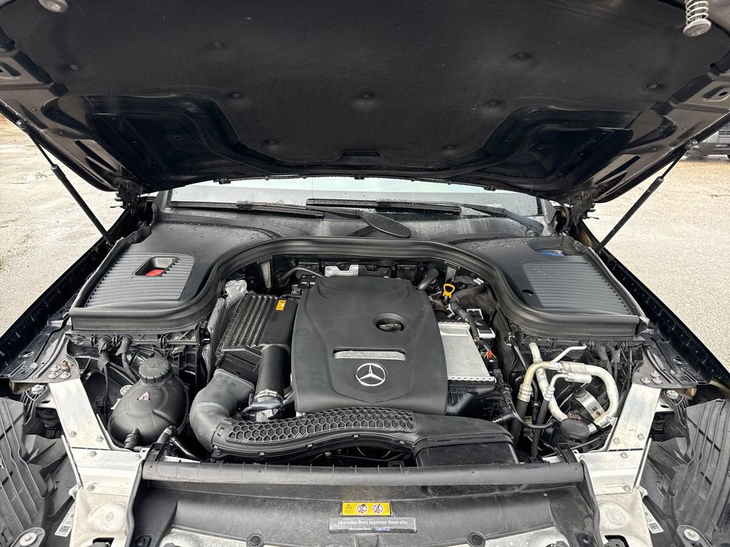 Used 2019 Mercedes-Benz GLC 300 image 30
