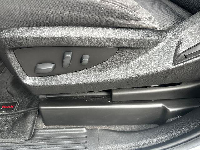 Used 2019 Chevrolet Silverado 1500 LT w/ All Star Edition AWD/4WD image 21