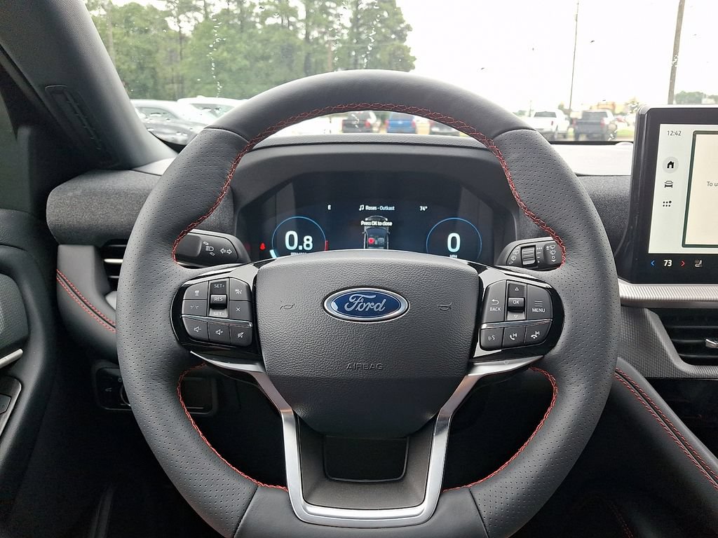 Certified 2026 Ford Explorer ST-Line w/ ST-Line Street Pack AWD/4WD image 19