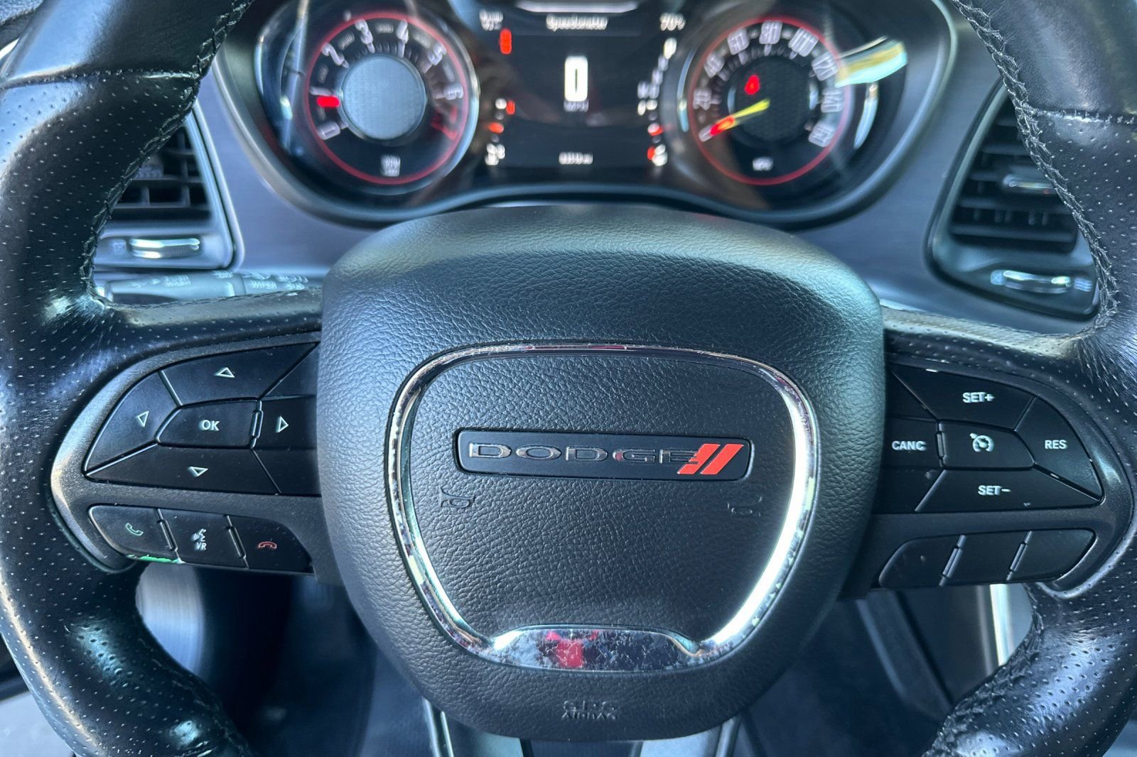 Used 2018 Dodge Challenger SXT w/ Blacktop Package image 25