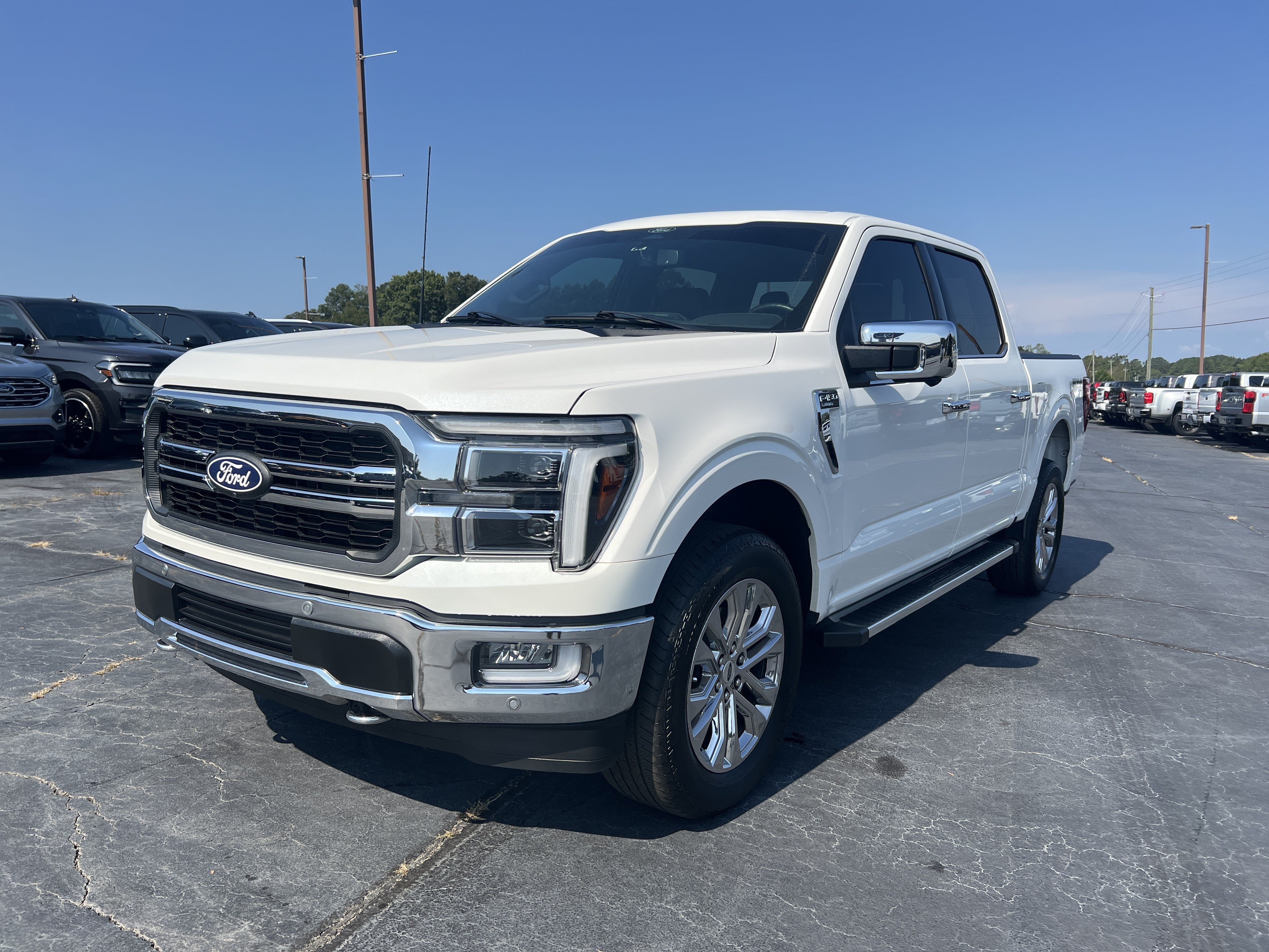 Certified 2024 Ford F150 Lariat w/ FX4 Off-Road Package AWD/4WD image 2