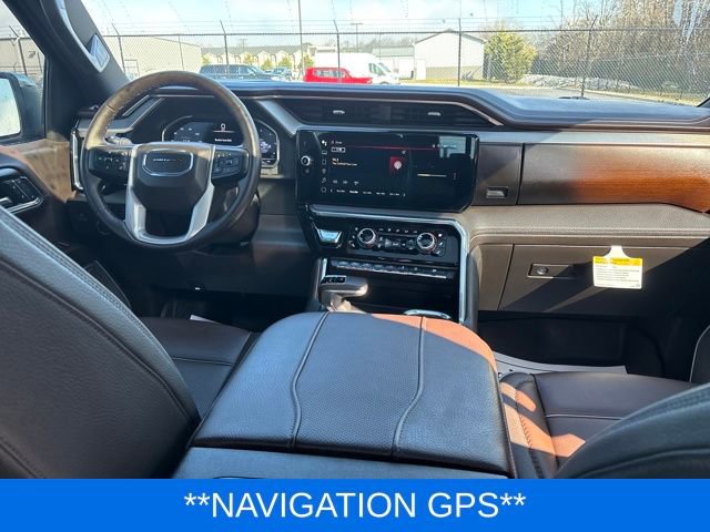 Used 2024 GMC Sierra 1500 Denali w/ Technology Package image 12