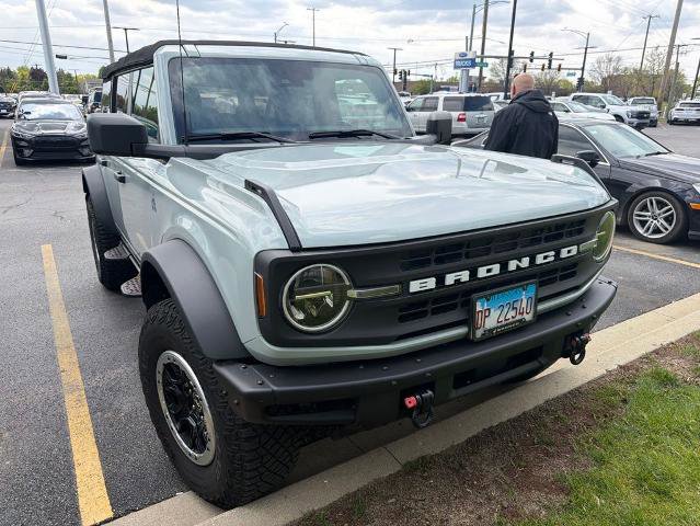 Certified 2022 Ford Bronco Black Diamond w/ Sasquatch Package AWD/4WD image 2