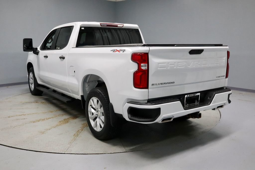 Used 2020 Chevrolet Silverado 1500 Custom w/ Custom Value Package image 3