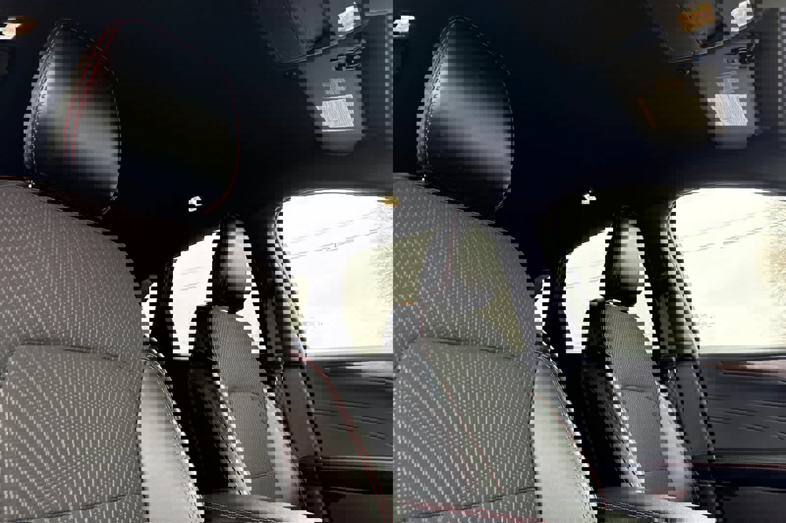 Certified 2024 Ford Escape ST-Line image 17