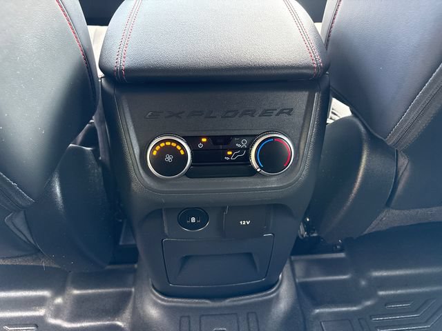 Certified 2025 Ford Explorer ST-Line AWD/4WD image 18