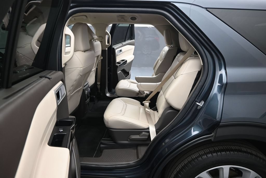 Certified 2023 Ford Explorer Platinum AWD/4WD image 19