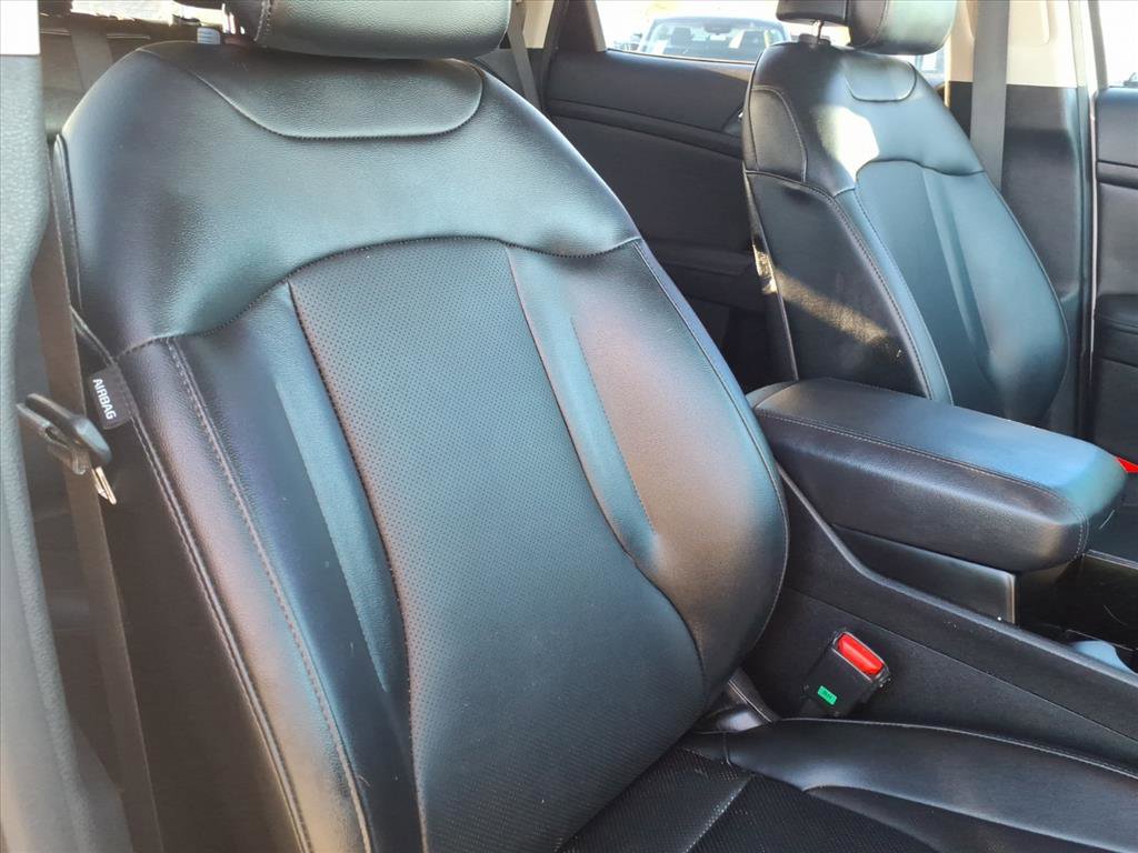 Used 2023 Kia Sportage EX image 12