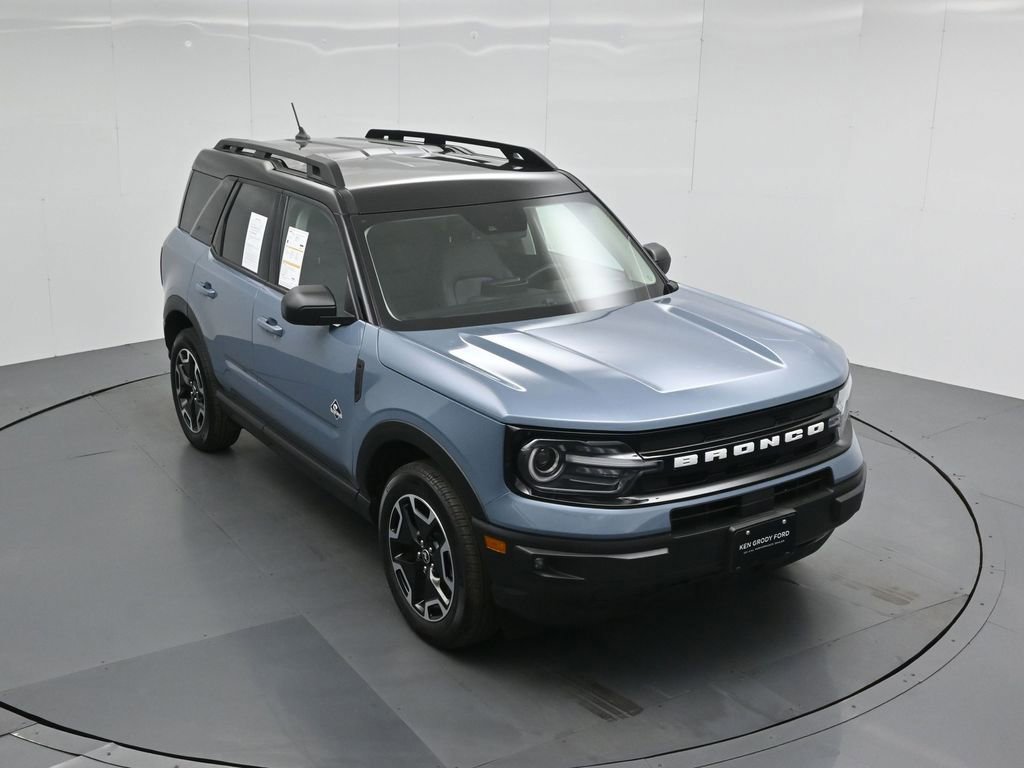 Certified 2024 Ford Bronco Sport Outer Banks w/ Tech Package image 4