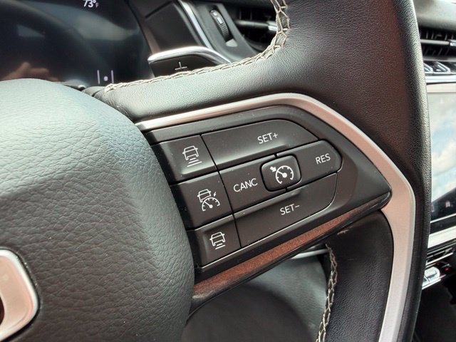 Used 2021 Jeep Grand Cherokee L Laredo AWD/4WD image 10