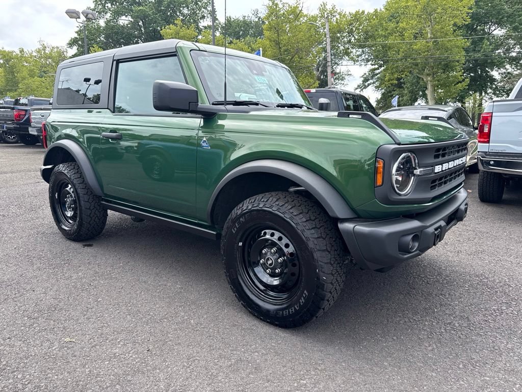 Certified 2023 Ford Bronco Black Diamond AWD/4WD image 3