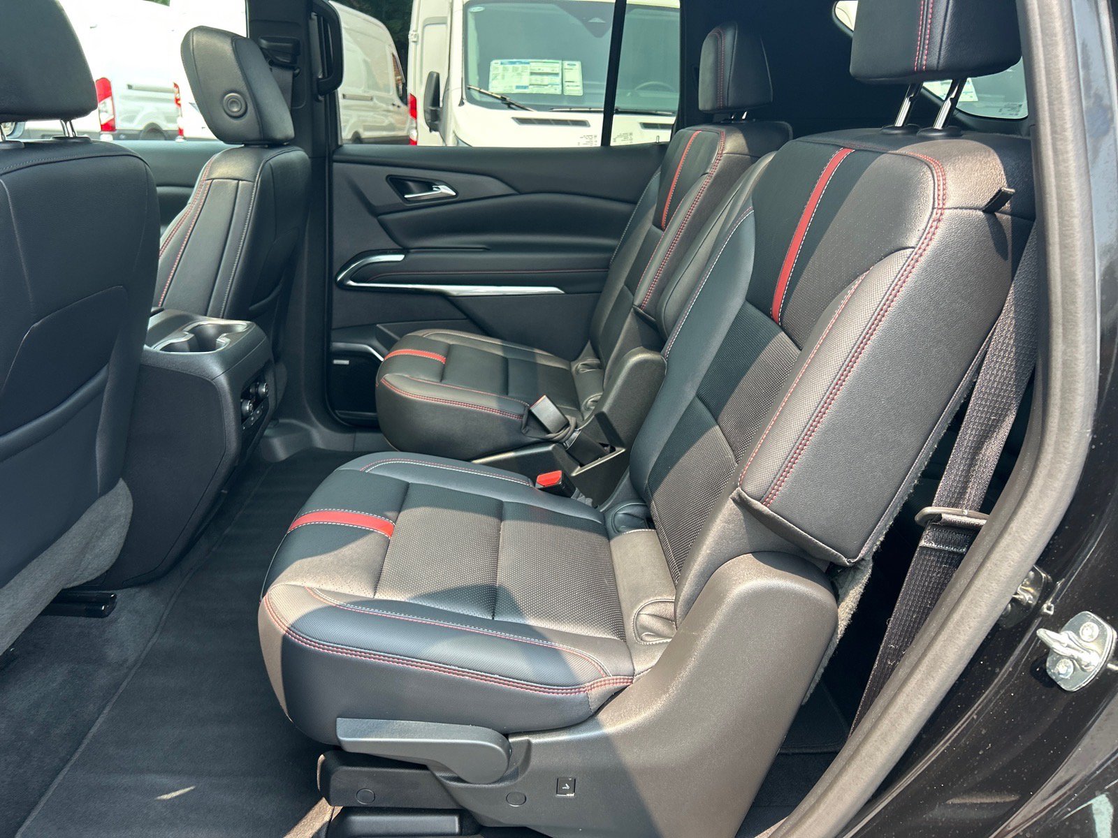 Used 2024 Chevrolet Traverse RS w/ LPO, Floor Liner Package AWD/4WD image 11
