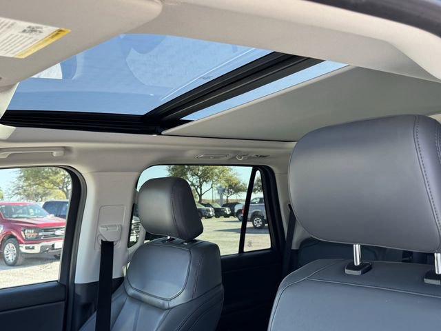 Certified 2025 Ford Expedition Active image 34