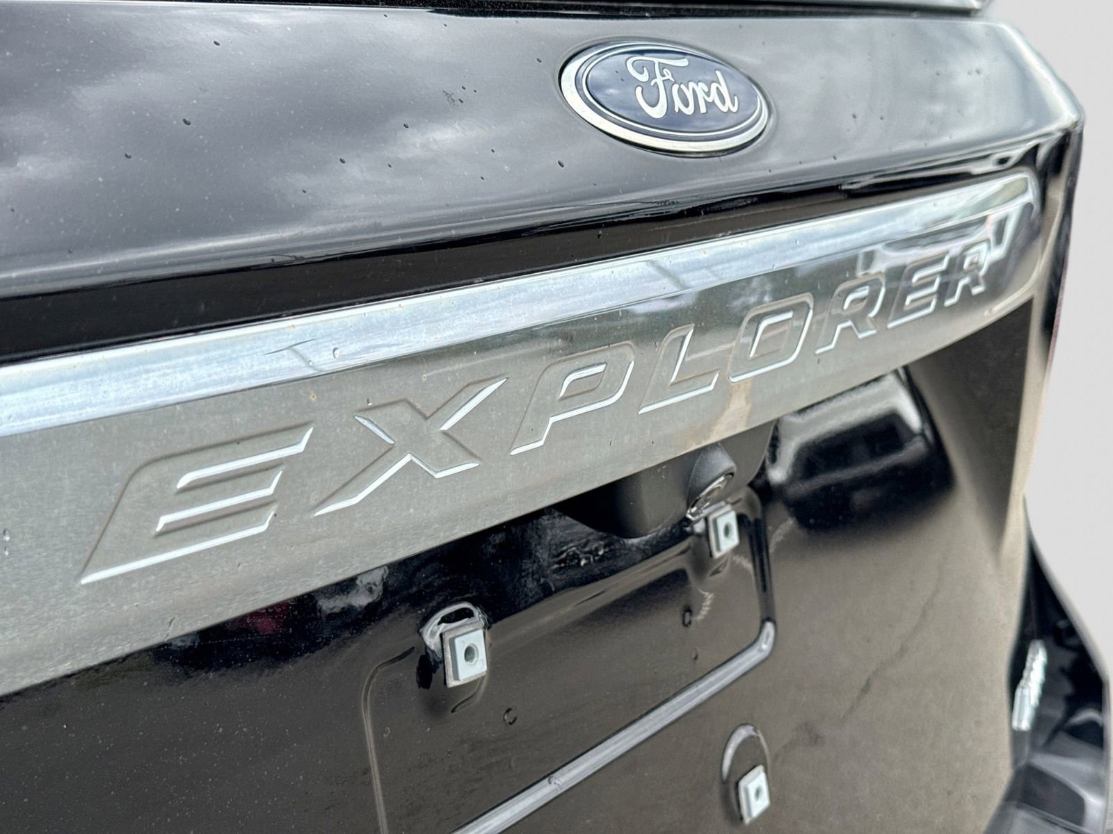 Certified 2021 Ford Explorer XLT w/ Equipment Group 202A AWD/4WD image 15