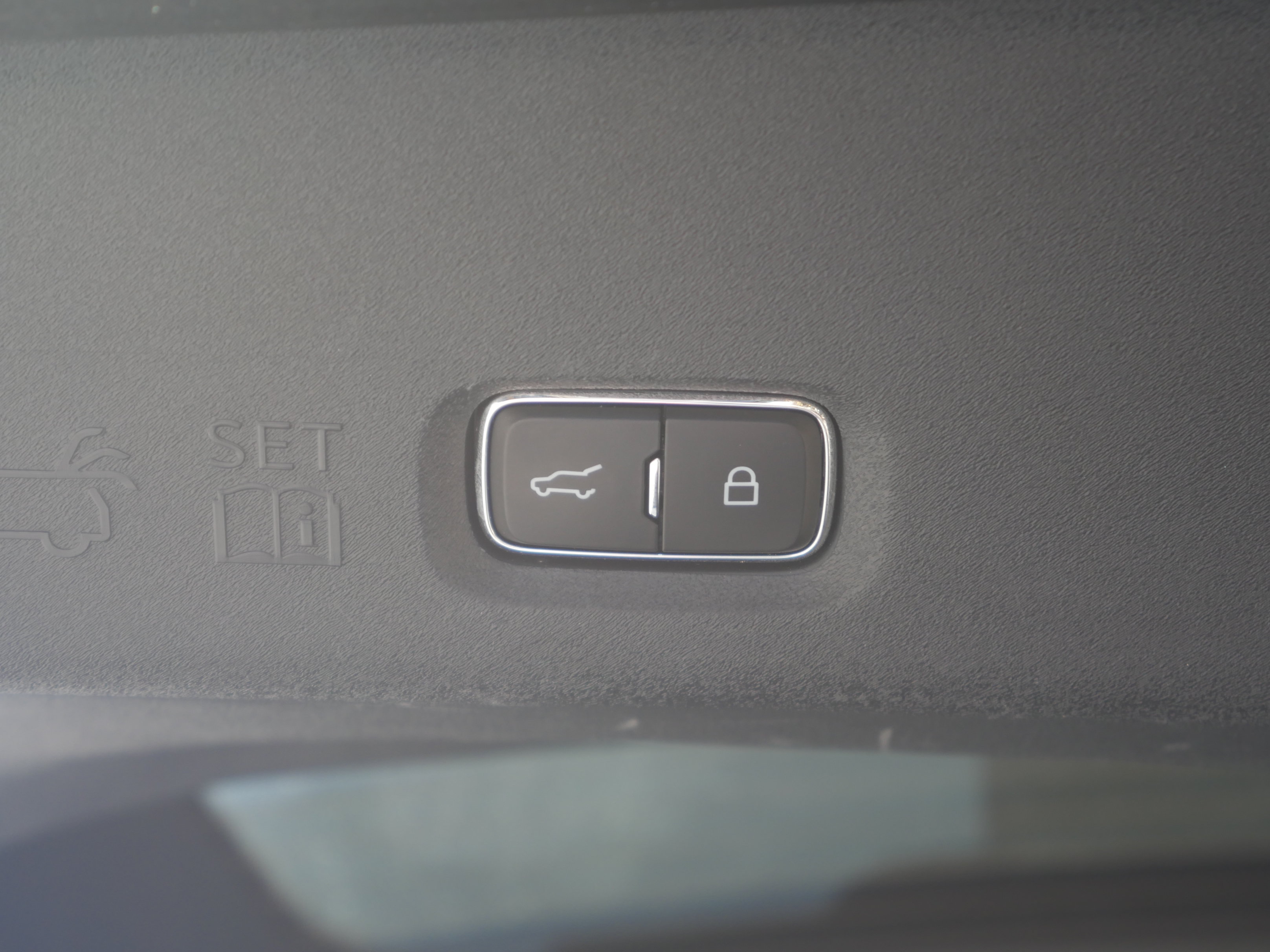 Certified 2025 Ford Expedition Active AWD/4WD image 21