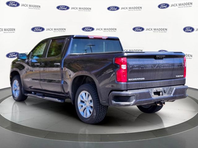 Used 2023 Chevrolet Silverado 1500 Custom AWD/4WD image 3