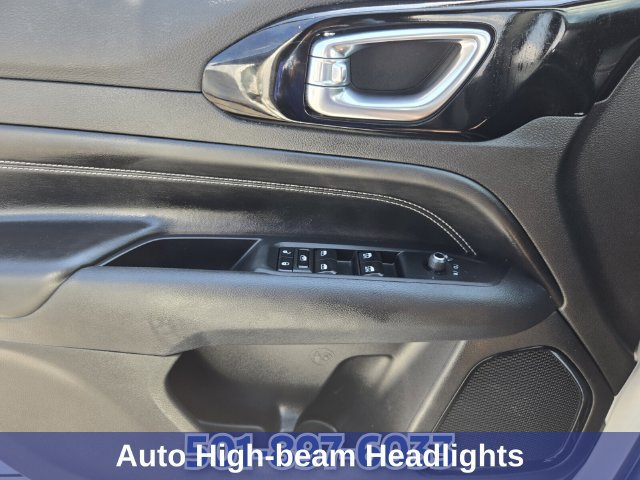 Used 2024 Jeep Compass Latitude w/ Altitude Special Edition AWD/4WD image 35