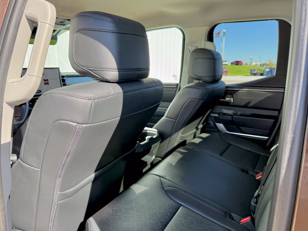 Used 2023 Toyota Tundra Limited AWD/4WD image 13