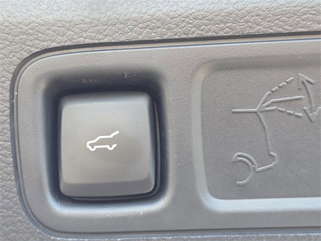 Certified 2022 Ford Expedition XLT image 15