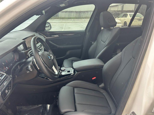 Used 2024 BMW X3 sDrive30i w/ Convenience Package image 11