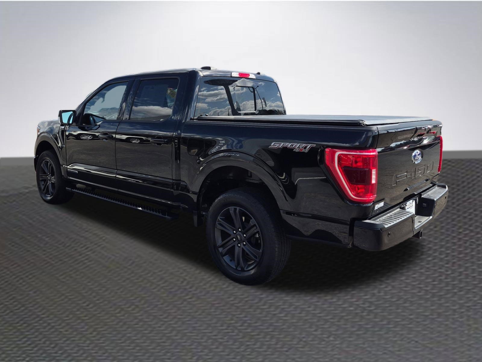 Certified 2023 Ford F150 XLT w/ Equipment Group 302A High image 5