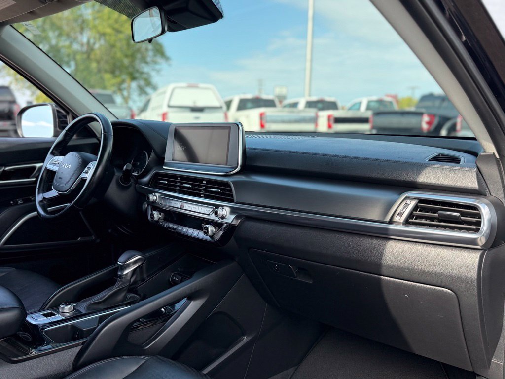Used 2022 Kia Telluride LX AWD/4WD image 14