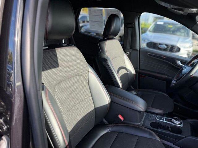 Certified 2024 Ford Escape ST-Line image 24