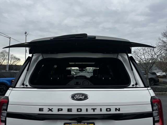 Certified 2023 Ford Expedition Limited image 42