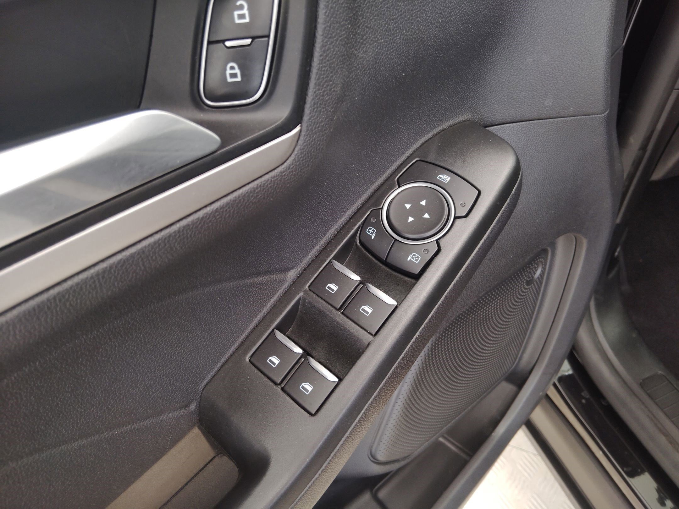 Certified 2022 Ford Escape SEL image 23