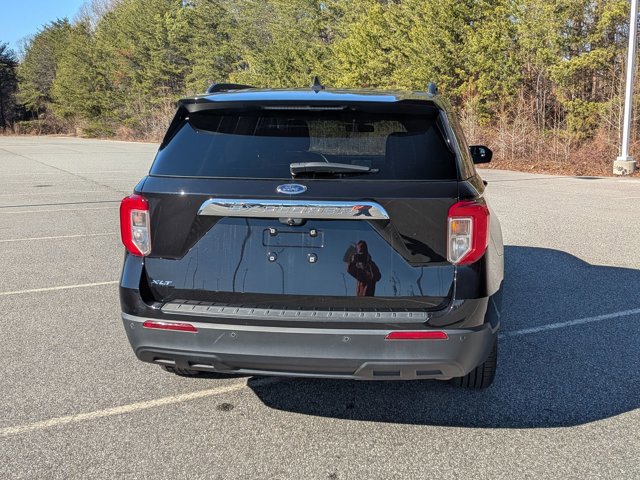 Certified 2020 Ford Explorer XLT image 4