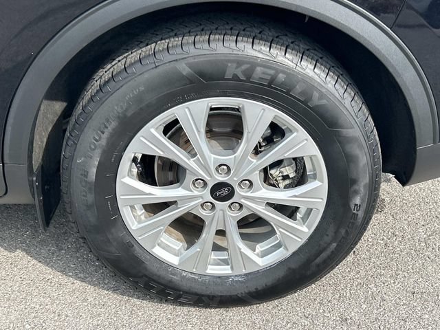 Certified 2023 Ford Escape Active w/ Cold Weather Package FWD image 12