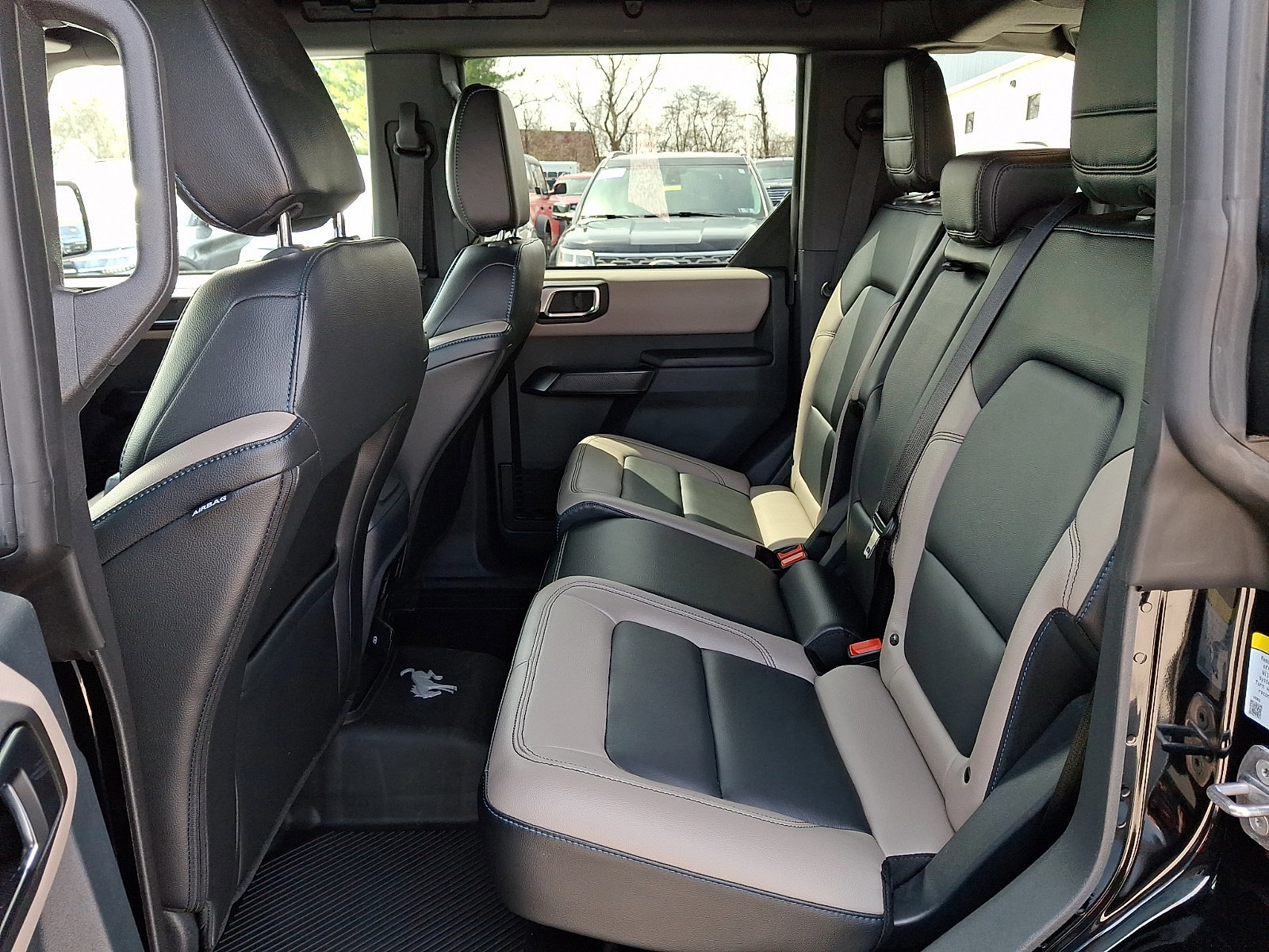 Certified 2024 Ford Bronco Wildtrak image 13