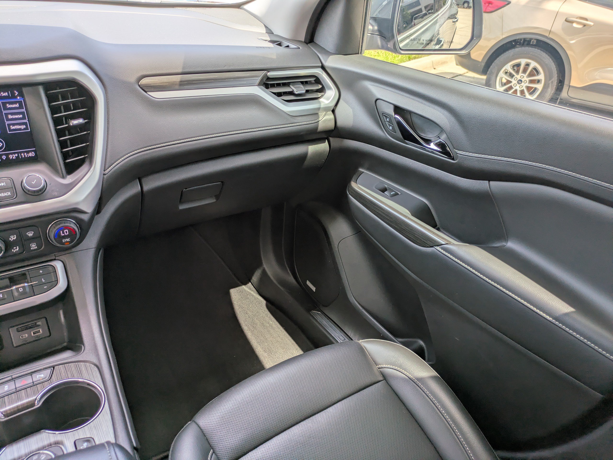 Used 2023 GMC Acadia SLT FWD image 19
