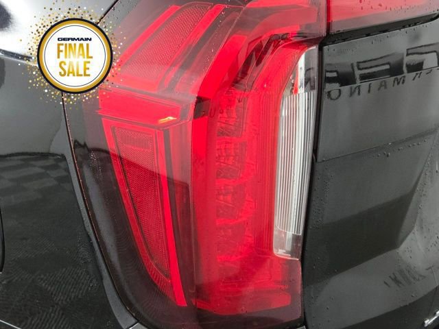 Used 2023 GMC Yukon SLT w/ SLT Premium Package image 13