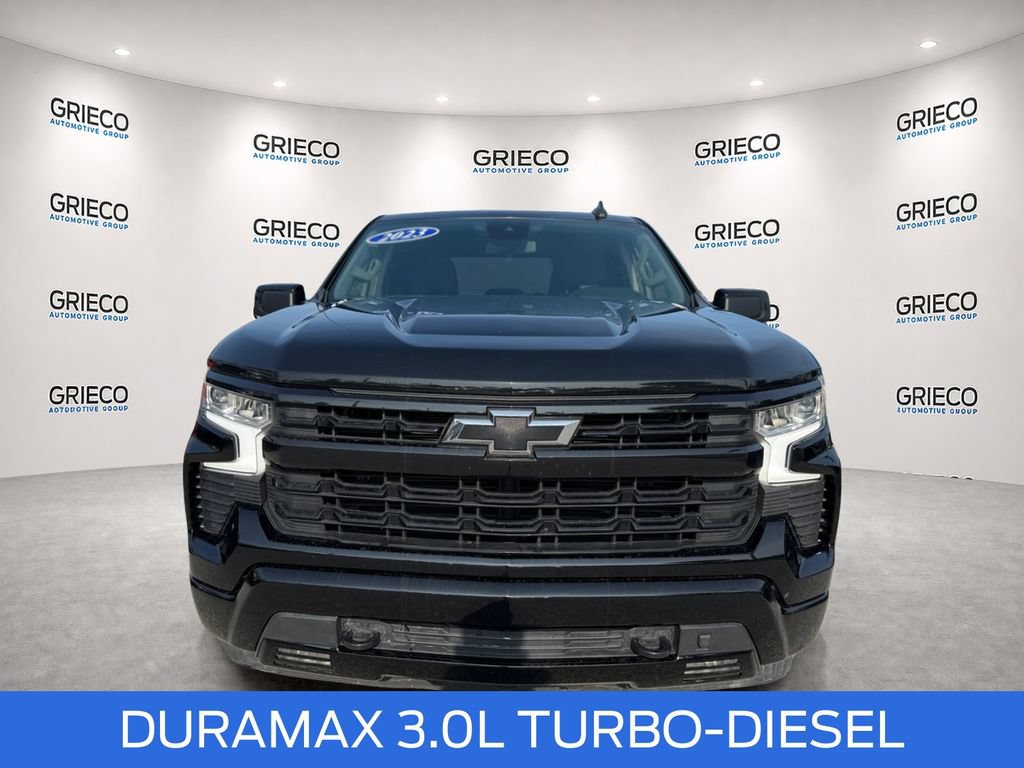 Used 2023 Chevrolet Silverado 1500 RST AWD/4WD image 2
